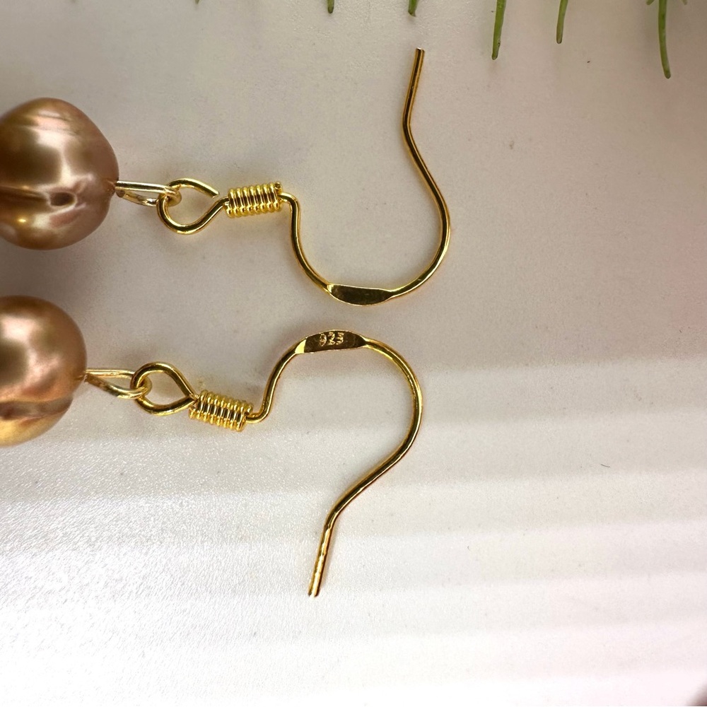 NEW⚜️Freshwater Champagne Pearl Dangly Earrings - Picture 5 of 6